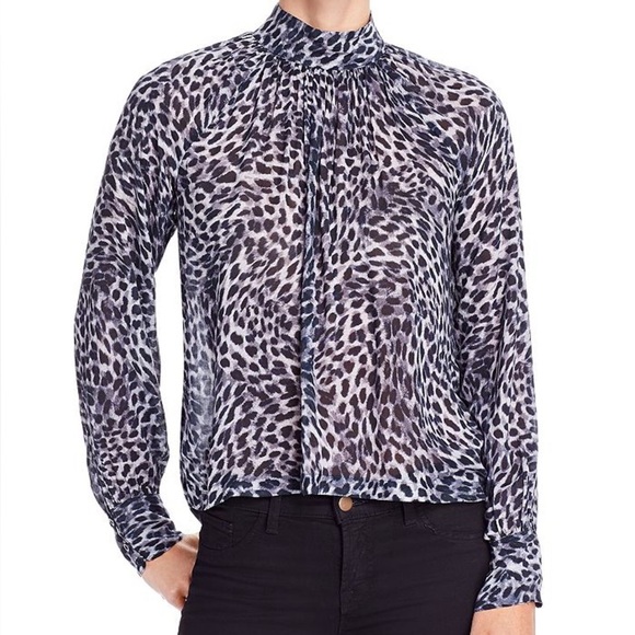 Bella Dahl Cheetah Print Button-back Top In Moonlight - Picture 1 of 10